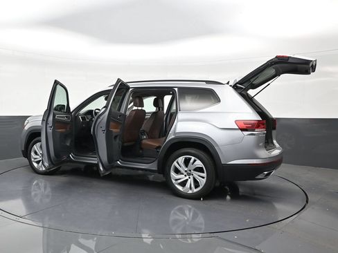 Used 2022 Volkswagen Atlas SE FWD image 32