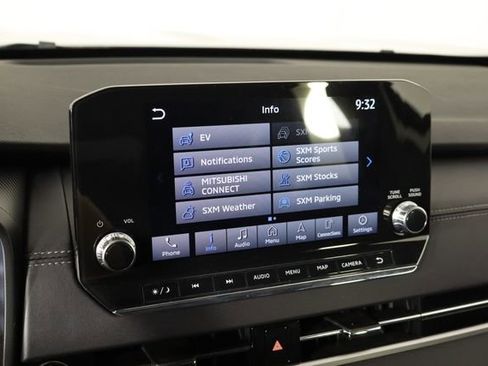 Used 2024 Mitsubishi Outlander SE AWD/4WD image 29