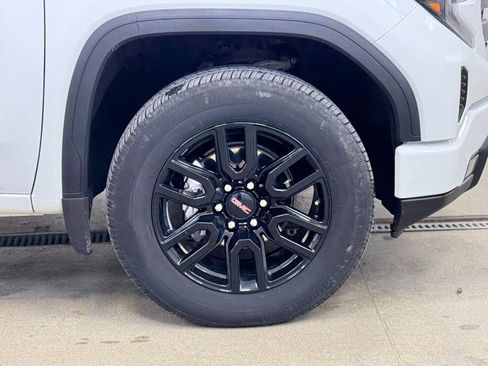 Used 2024 GMC Sierra 1500 Elevation image 4