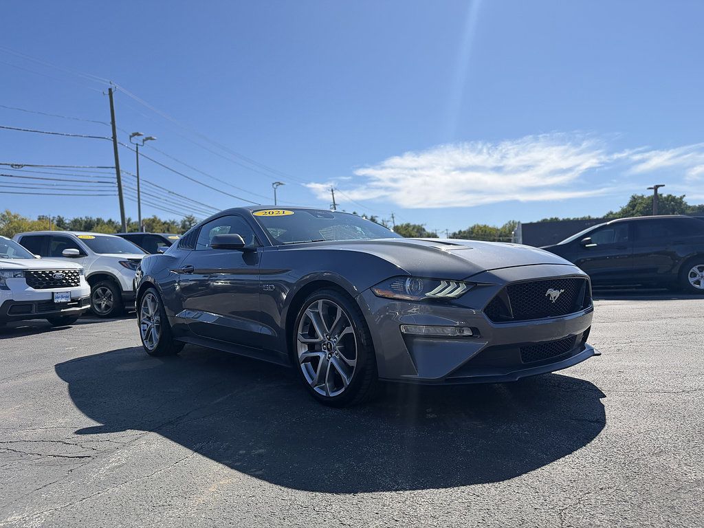 Used 2021 Ford Mustang GT Premium w/ Equipment Group 401A RWD image 9