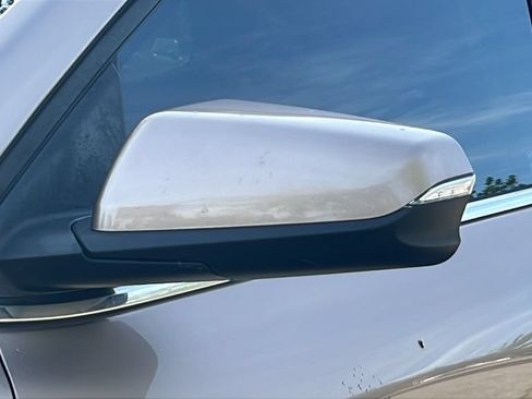 Used 2018 Chevrolet Equinox LT w/ Sun & Infotainment Package FWD image 27