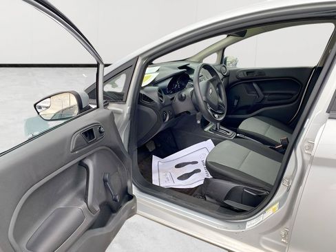 Used 2015 Ford Fiesta S FWD image 31