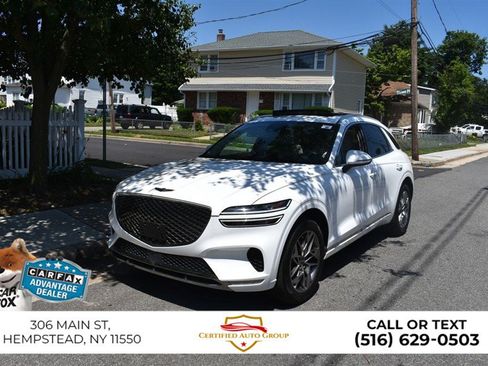 Used 2022 Genesis GV70 2.5T AWD/4WD image 3