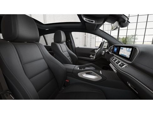 Certified 2025 Mercedes-Benz GLE 450 4MATIC Coupe image 4