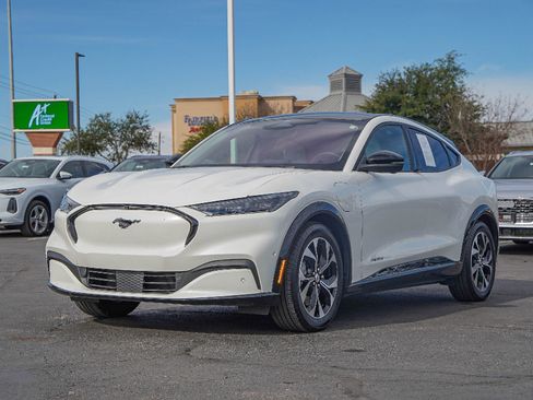 Used 2022 Ford Mustang Mach-E Premium image 6