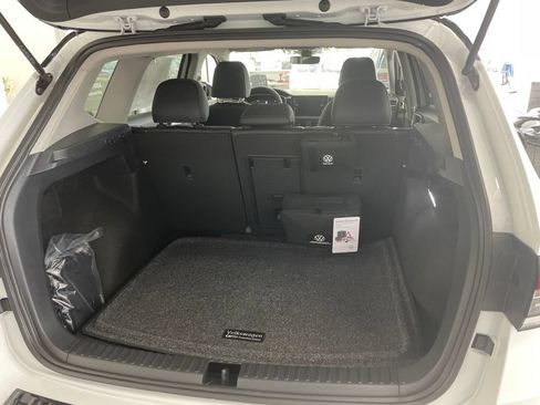 New 2026 Volkswagen Taos SE AWD/4WD image 9