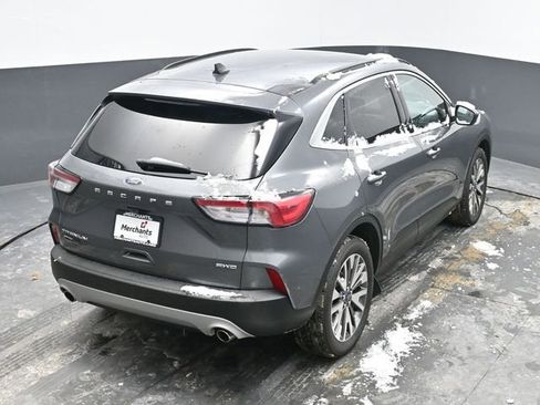 Used 2022 Ford Escape Titanium image 27
