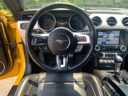 Used 2016 Ford Mustang Premium w/ Pony Package RWD image 17