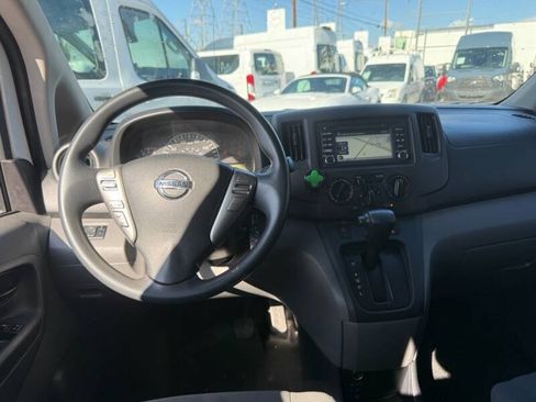 Used 2019 Nissan NV200 SV w/ Navigation Package FWD image 16