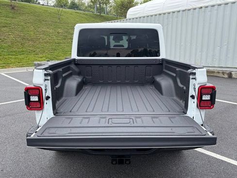 New 2026 Jeep Gladiator Rubicon AWD/4WD image 6