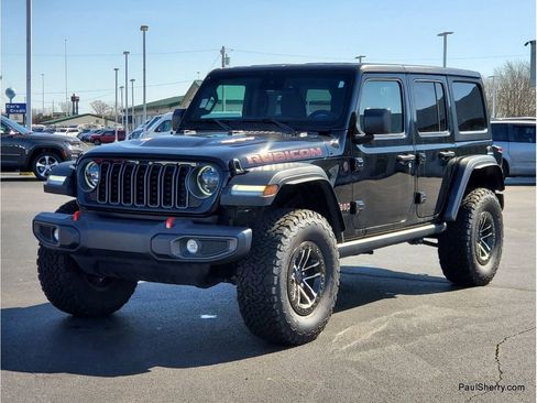 Used 2025 Jeep Wrangler Unlimited Rubicon w/ XTREMEE 35" Tire Package image 23