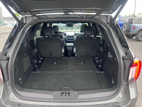 Used 2025 Ford Explorer ST w/ Sun And Sound Package AWD/4WD image 14