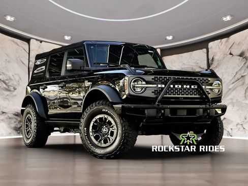 Used 2022 Ford Bronco Badlands w/ Sasquatch Package AWD/4WD image 2