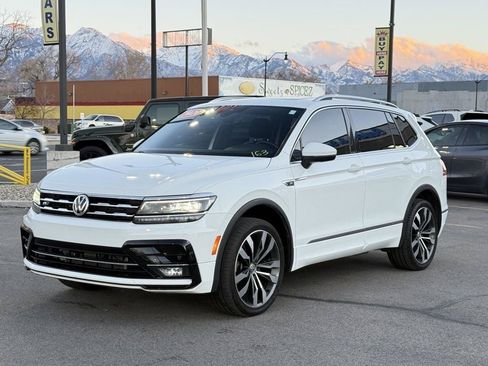 Used 2020 Volkswagen Tiguan SEL Premium R-Line AWD/4WD image 3