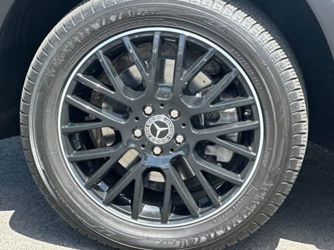 Certified 2020 Mercedes-Benz GLE 350 4MATIC image 33