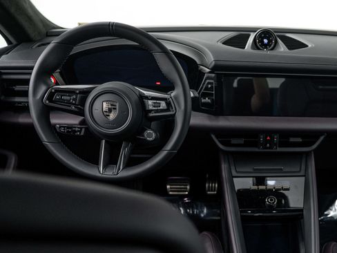 Certified 2025 Porsche Macan Turbo Electric AWD/4WD image 24