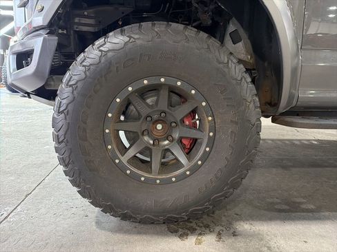 Used 2018 Ford F150 Raptor w/ Equipment Group 802A Luxury AWD/4WD image 9