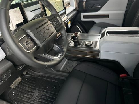 Used 2025 GMC Hummer EV 2X w/ LPO, Cargo Utility Package image 9