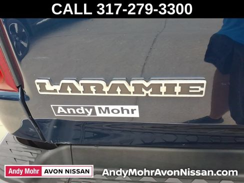 Used 2019 RAM 1500 Laramie AWD/4WD image 12
