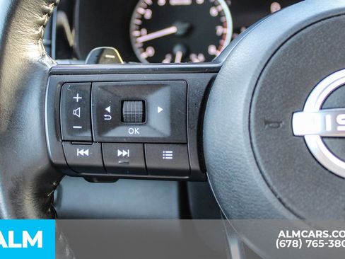 Used 2024 Nissan Pathfinder SV image 28