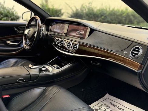 Used 2015 Mercedes-Benz S 63 AMG 4MATIC Sedan image 33