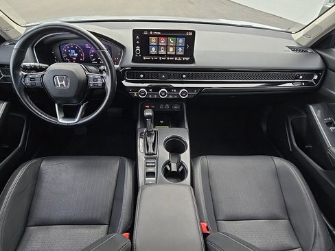 Used 2022 Honda Civic Touring image 14