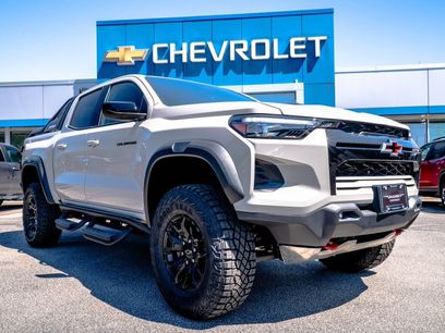 New 2026 Chevrolet Colorado ZR2 w/ Midnight Edition