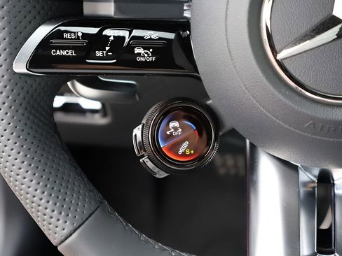 New 2026 Mercedes-Benz CLE 53 AMG 4MATIC Coupe image 35