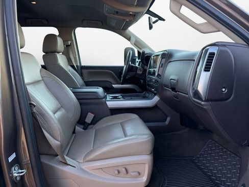 Used 2015 Chevrolet Silverado 2500 LTZ w/ LTZ Plus Package image 15