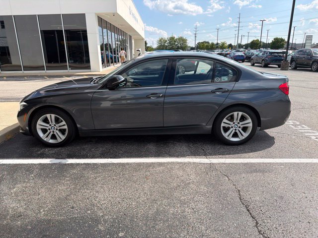 Used 2016 BMW 328i xDrive Sedan AWD/4WD image 5