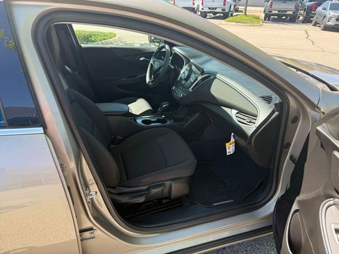 Used 2022 Chevrolet Malibu LS w/ LPO, Floor Liner Package FWD image 15