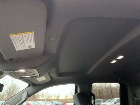 New 2026 GMC Sierra 1500 SLE AWD/4WD image 13