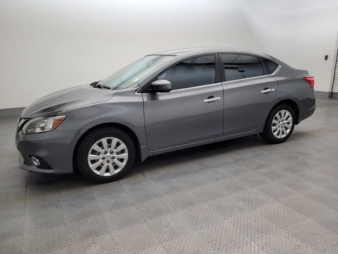 Used 2019 Nissan Sentra S FWD image 2