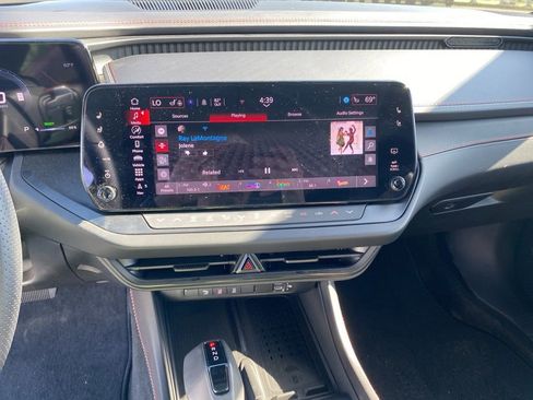 New 2024 Dodge Charger R/T w/ Plus Group image 28