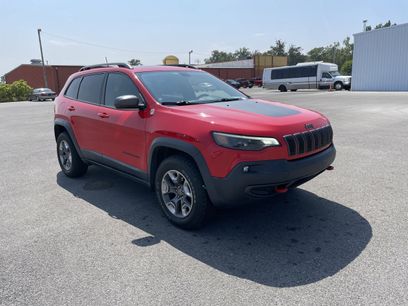 Used 2019 Jeep Cherokee Trailhawk w/ Comfort/Convenience Group