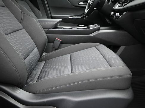 New 2026 Chevrolet Equinox LT w/ Safety and Technology Package image 25