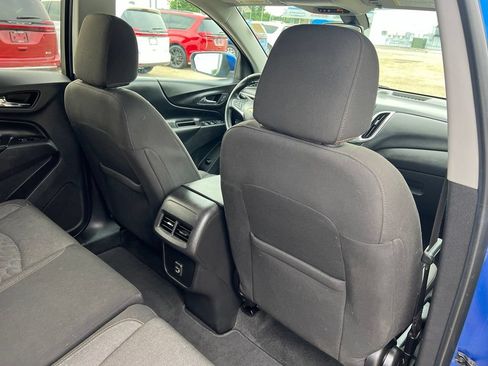 Used 2019 Chevrolet Equinox LT FWD image 12