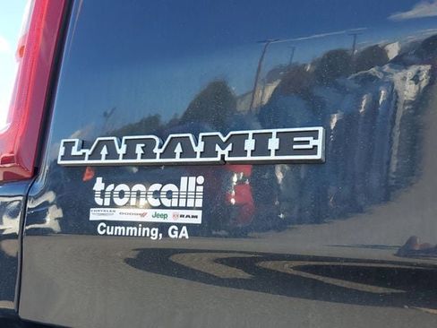 New 2026 RAM 1500 Laramie AWD/4WD image 12
