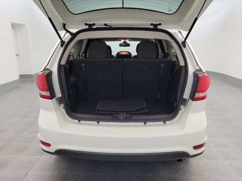 Used 2019 Dodge Journey SE w/ Blacktop Package image 29