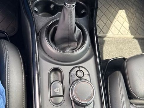 Used 2019 MINI Cooper Clubman ALL4 w/ Signature Upholstery Package AWD/4WD image 19