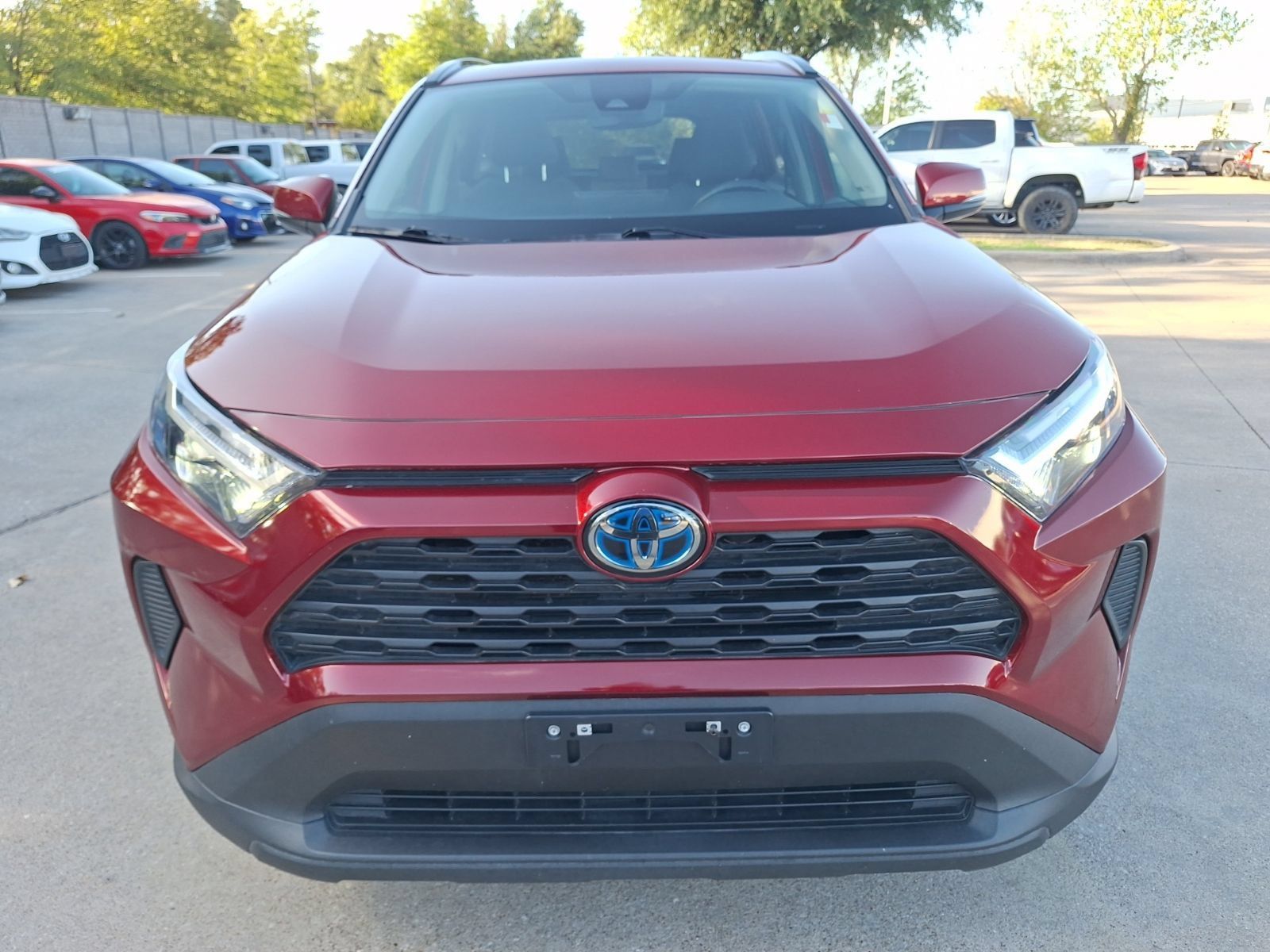 Used 2022 Toyota RAV4 XLE w/ Convenience Package AWD/4WD image 9