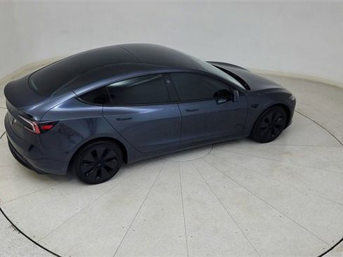 Used 2025 Tesla Model 3 Long Range image 82