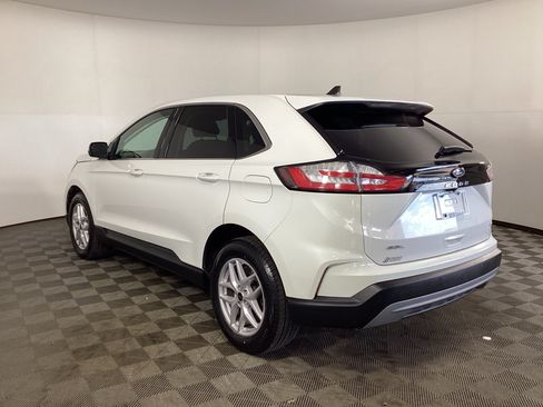 Used 2023 Ford Edge SEL w/ Convenience Package AWD/4WD image 4