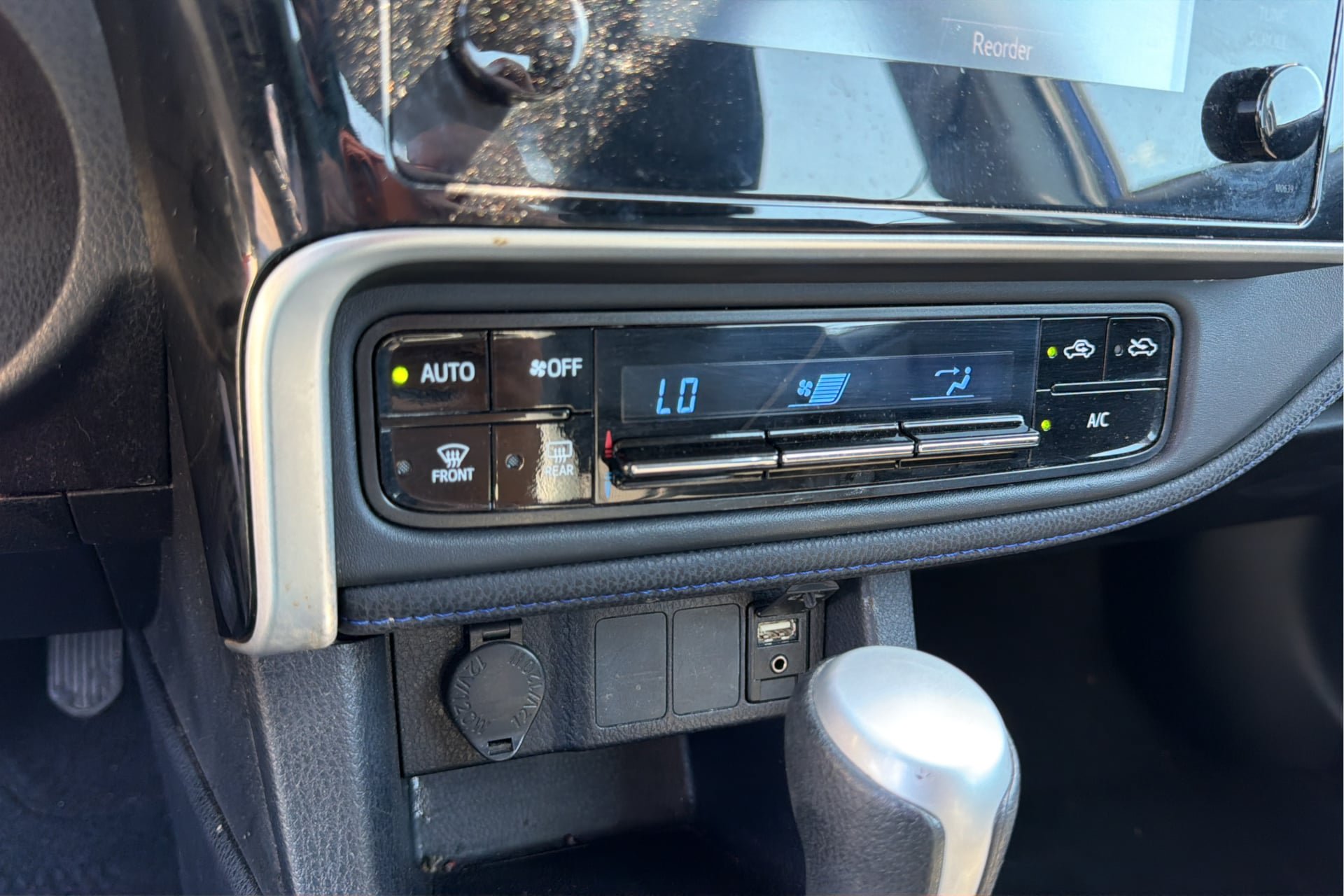 Used 2019 Toyota Corolla SE w/ Protection Package FWD image 28