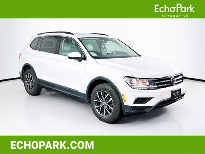 Used 2020 Volkswagen Tiguan SE w/ Panoramic Sunroof Package