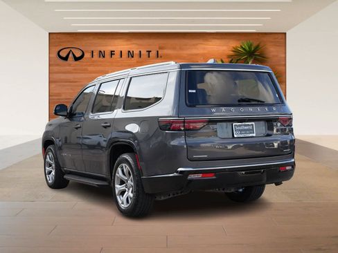 Used 2022 Jeep Wagoneer Series II image 5