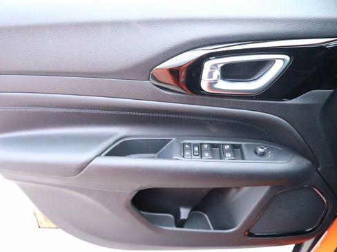 New 2026 Jeep Compass Latitude AWD/4WD image 17