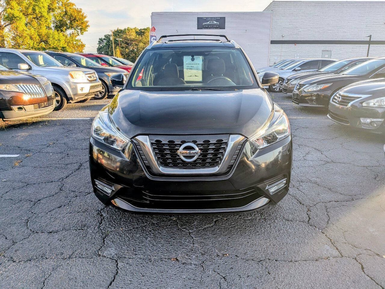 Used 2018 Nissan Kicks SR w/ Exterior Electronics Package FWD image 7