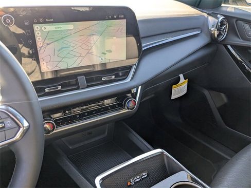 New 2026 Chevrolet Equinox LT w/ Convenience Package II image 21