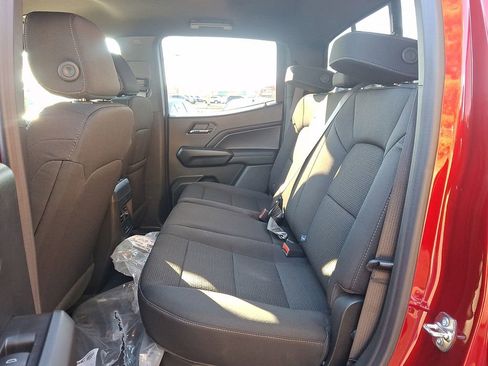 New 2026 GMC Canyon Elevation w/ Convenience Package image 6